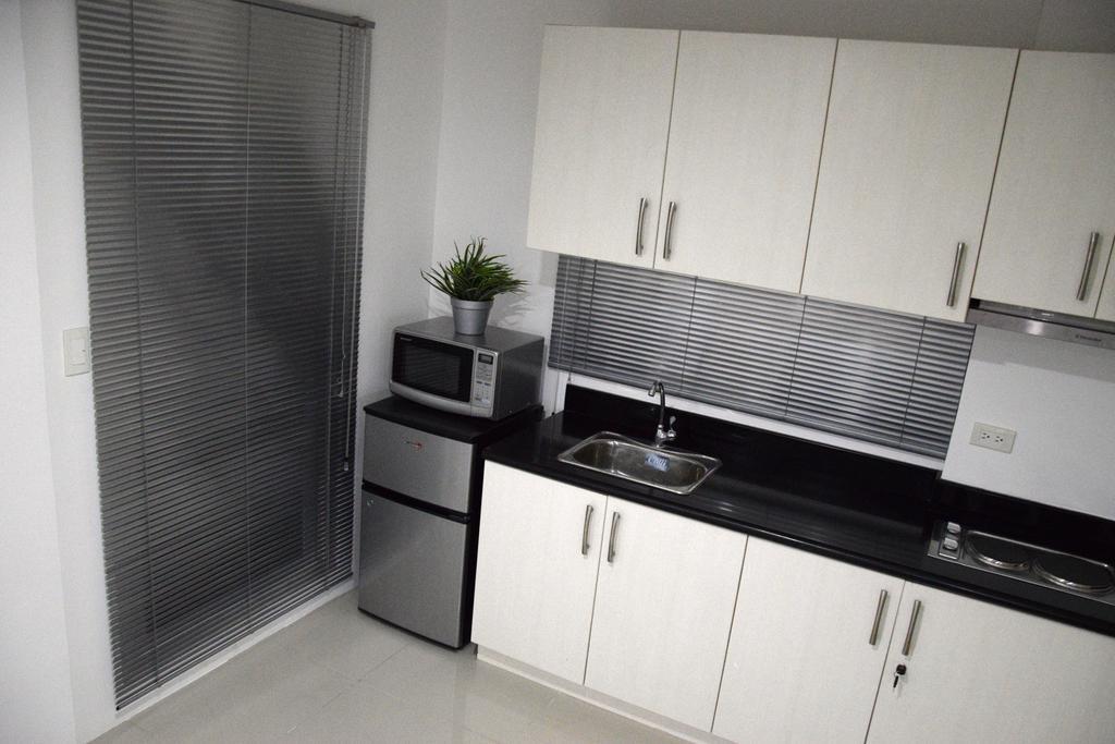 Jazz Makati Luxury Apartment Manila Kültér fotó