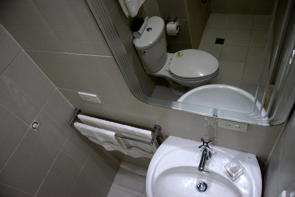 Jazz Makati Luxury Apartment Manila Kültér fotó